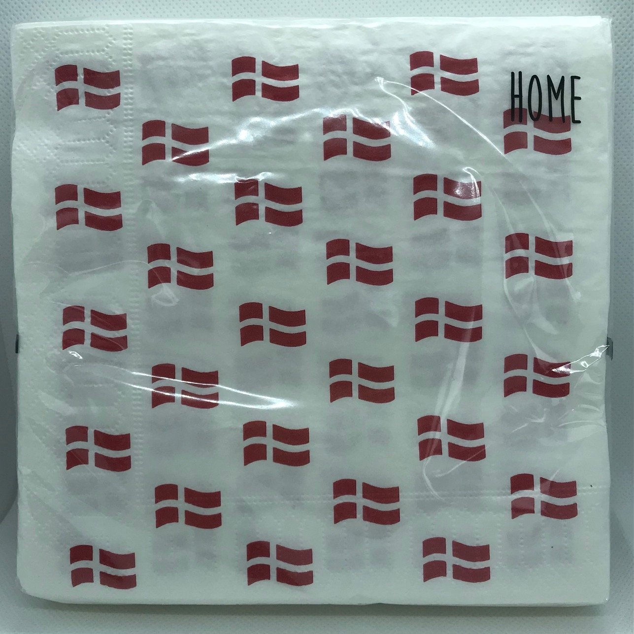 Napkins with flags from Home