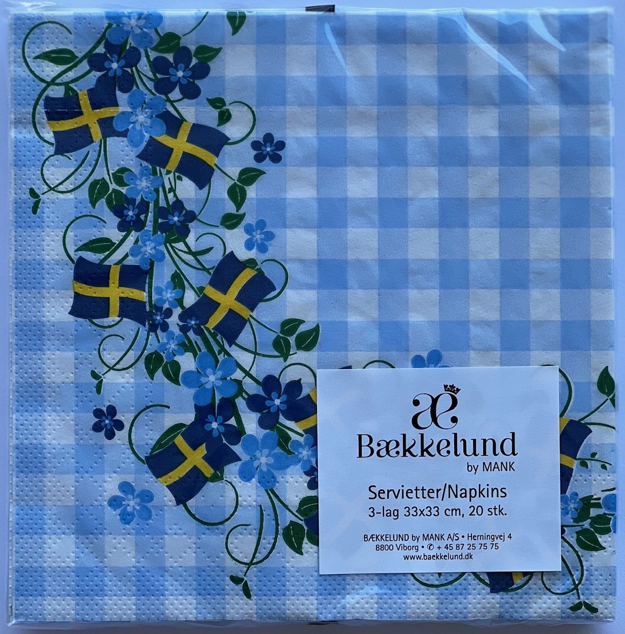 Napkins with Swedish flag