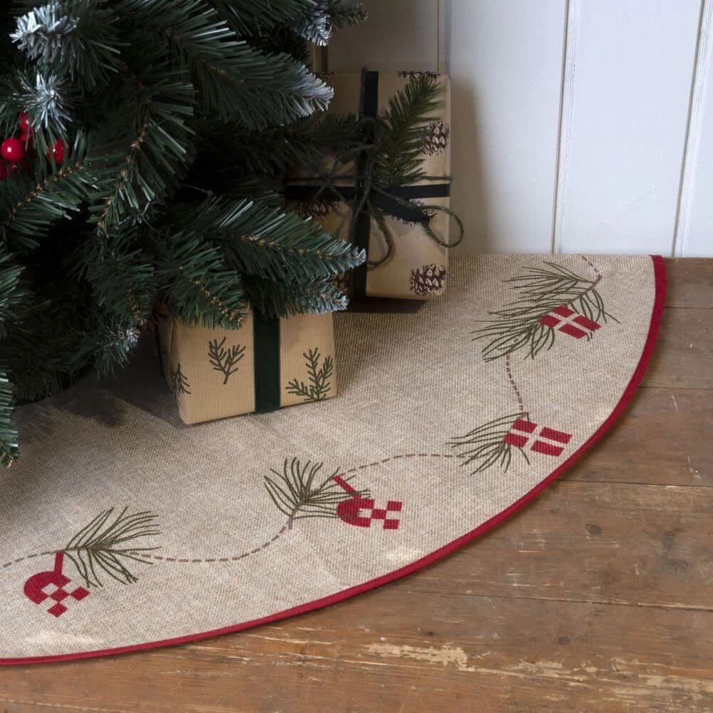 Christmas tree rug with flag and hearts